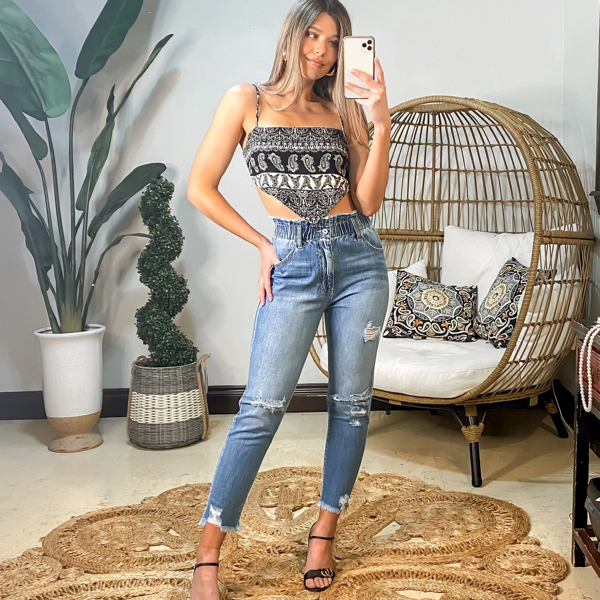 Zoe Jeans: Stil Sahibi Kadınların Tercihi, Şıklığın Yeni Tanımı, Mükemmel Uyum!